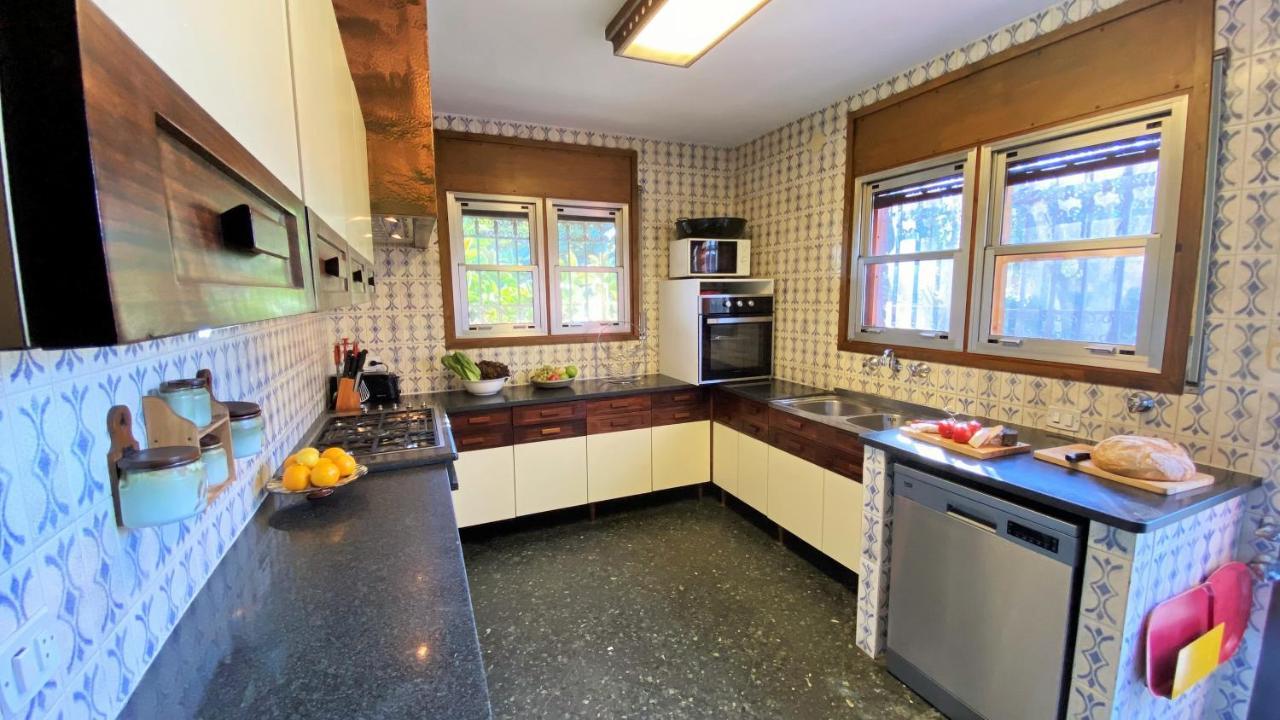 Villa Sitges El Ranch Amaizing Outdoor Areas Beaches At 5 Minutes Walk Sitges At 15 Min Drive Ac Pool Jacuzzi & Garden Xxl Calafell Zewnętrze zdjęcie